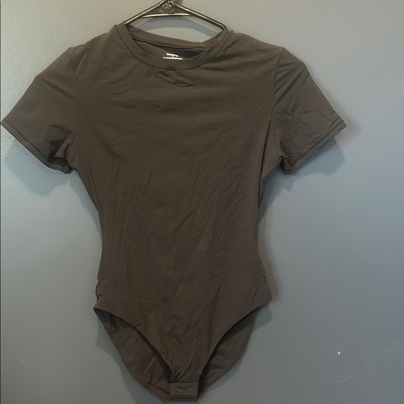 SKIMS Tops - Skims T-Shirt Bodysuit Size Small
